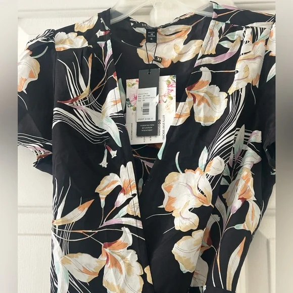 NWT Yumi Kim Kennedy 100% Silk Black Floral Bay Breeze Wrap Mini Dress - Small - Picture 9 of 16